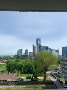 New luxury apartment & free parking