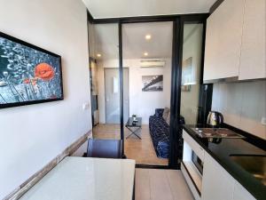 The Base condo center of pattaya rooftop swimming pool