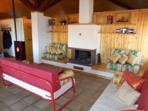 La Mosa - Villa ai Prati di Cavedago, nel comprensorio del parco Adamello-Brenta