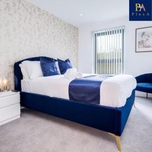 Pluxa Bleu Allure Glamorous City Centre Stay