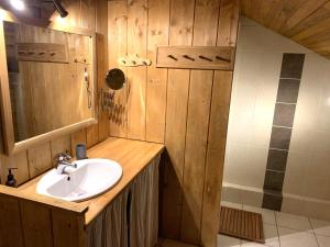 Chalets Le Mont Milo, Spacieux, 5ch, sauna, balneo, Sdjeux, Borne de recharge elec : photos des chambres