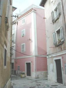 TARTINI est 2002 - private roof terrace - self check-in 