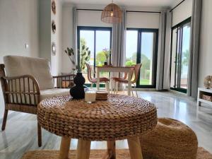 Ruim appartement, zonnig terras, Alhaurin Golf!