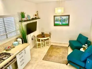 לארח, זה בטבע שלנו - 谢莫纳城