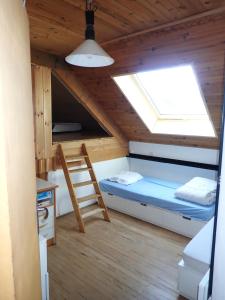 Chalets Maison CAILLE : photos des chambres