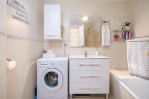Beautiful two bedroom apartment with pool