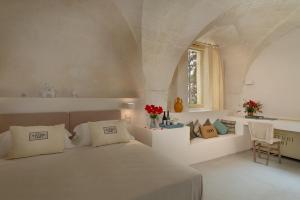 Junior Suite room in Masseria Cuturi