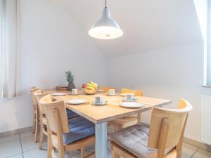 Grüne Straße FeWo G8 (DG rechts)