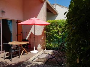 Maisons de vacances A l'ombre d'un olivier gite Merlot : photos des chambres