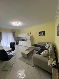 PARADISE LUXURY APARTMENTS