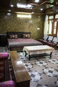 Aaruhee Homestay - Kalpa