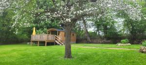 Chalets Roulotte Escapade nature a Morainville - Normandie : photos des chambres