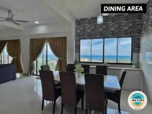 Sky2Sea Penthouse @ Icon Residences