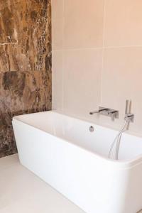 Villa luxe avec piscine et belle vue mer