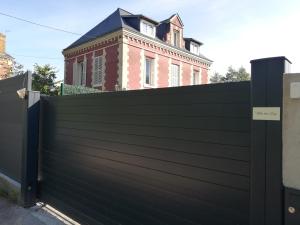 Maisons de vacances Sauna dans Maison de maitre proche Etretat ! : photos des chambres