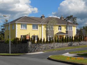 The Yellow House B&B - 4hvězdičkové hotely ve městě Navan