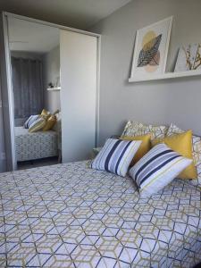 2 Apto na principal de canasvieiras