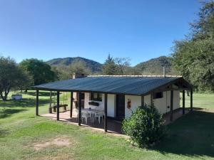 Cabañas Los 2 Algarrobos