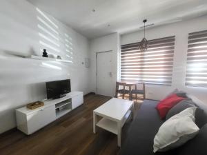 Precioso estudio con dos ambientes