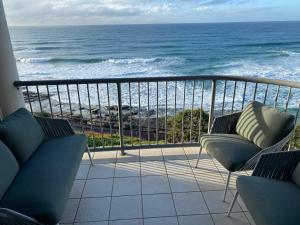 Monterey Lodge - Unit 18, 27 Warne Terrace, Kings Beach Caloundra