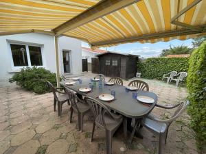 Maison rénovée 5 pièces, jardin clos, à 2 pas de locéan, pour 10 personnes - Saint-Jean-de-Monts - FR-1-224C-231