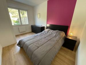 Maisons de vacances Maison renovee 5 pieces, jardin clos, a 2 pas de l'ocean, pour 10 personnes - Saint-Jean-de-Monts - FR-1-224C-231 : photos des chambres