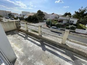 Maisons de vacances Maison renovee 5 pieces, jardin clos, a 2 pas de l'ocean, pour 10 personnes - Saint-Jean-de-Monts - FR-1-224C-231 : photos des chambres