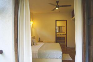 A Son de Mar - Playa Las Gatas acceso por mar