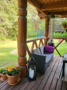 Duży domek przy lesie