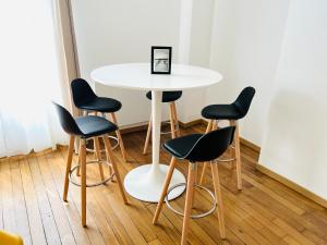 CHIC Appartement Type 4 Parking Privé