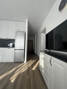 7th floor apartament, free parking