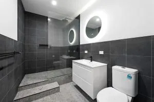 Scarborough Beach Break Holidays - Unit 4 - Beachmere