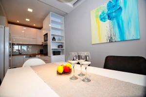 Apartment Nesh Split