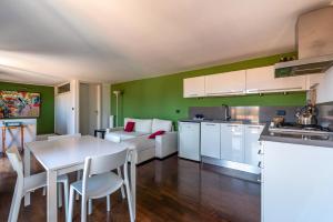 Schiavuzzo Apartment with Terrace by Wonderful Italy