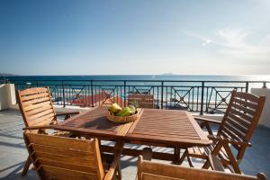 Alkioni Suites , beachfront, with sea view