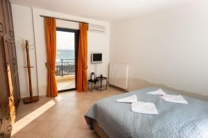 Alkioni Suites , beachfront, with sea view