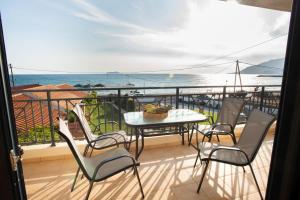 Alkioni Suites , beachfront, with sea view