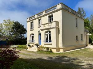 Maisons de vacances L'Ile des Iris - a 200 m de la plage : photos des chambres