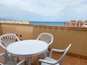 Two-Bedroom Penthouse Apartment with Sea view room in Apartamentos Maracay