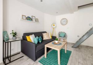 Hypercentre Joliette, Port Maritime, Docks Village