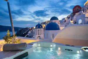 Standard Villa room in Bluedome Cavehouses Santorini