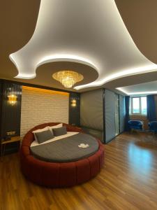 Gumus Palace Gungoren