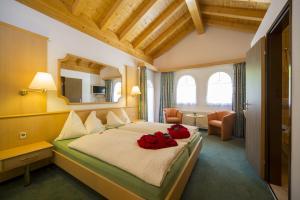 Double Room with Balcony room in Wellness- und Schneesporthotel Christiania