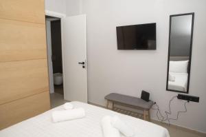 Friends Luxury Apartment In Marousi