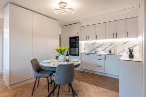 cohost I Premium Residence I on the Historic Pilies Street I Self Check-in