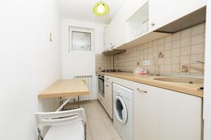 ColorApartments Bratianu44 Boulevard