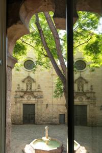 San Sever, 5, Barcelona, 08002, Spain.