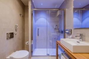 Suite with Balcony room in Hotel Calabona