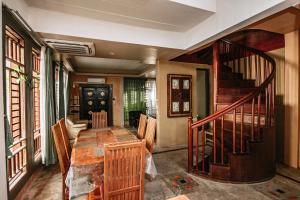 Thai Authentic House