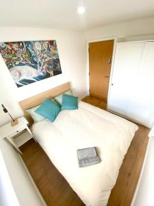 Fresh Private Rooms in Shared 2 Bed Flat Camp Street